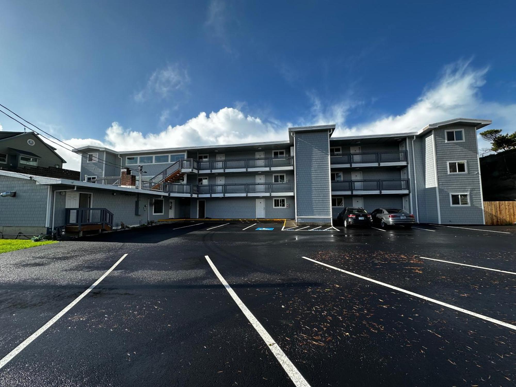 West Beach Suites リンカーン・シティー エクステリア 写真